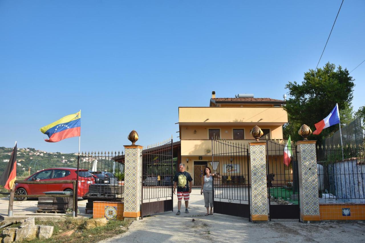 Agriturismo B&B Il Rifugio Di Nino Contursi Zewnętrze zdjęcie