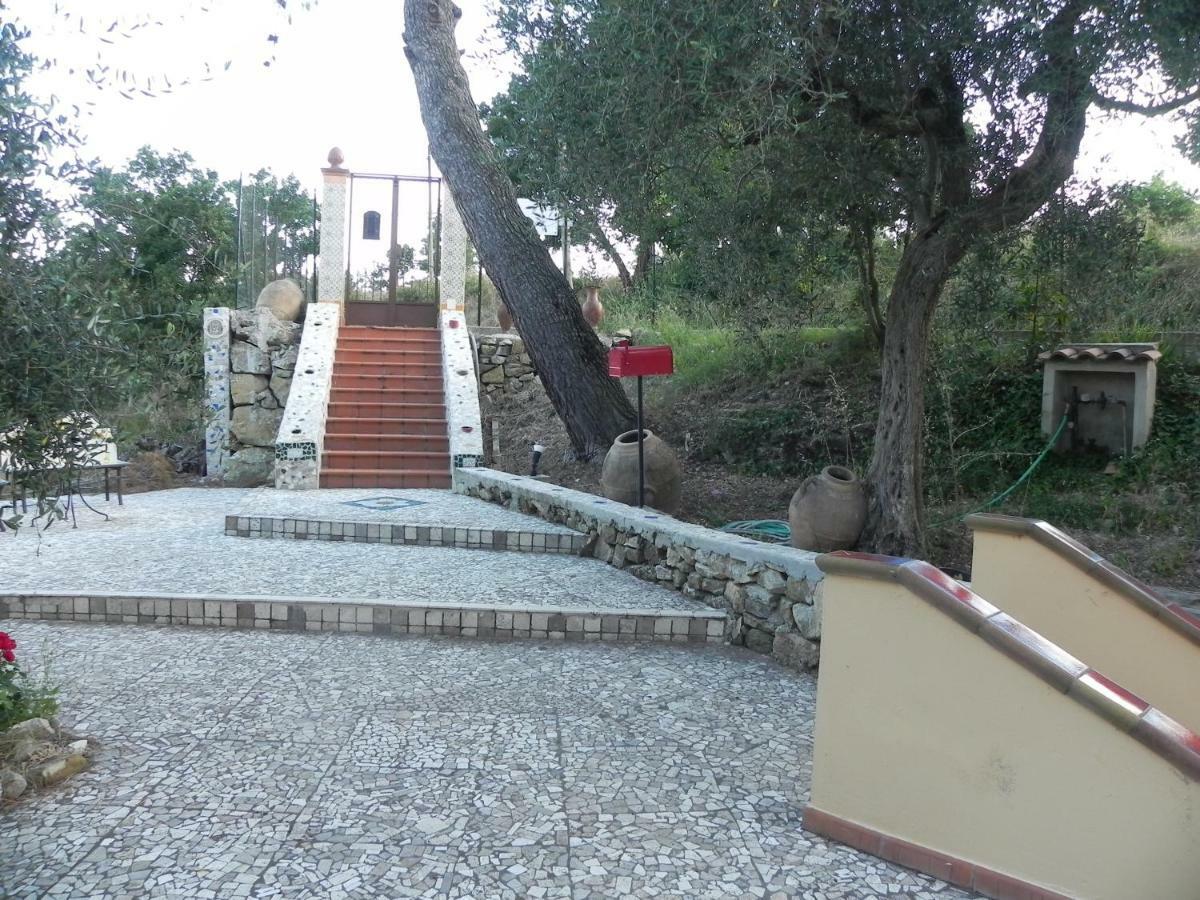 Agriturismo B&B Il Rifugio Di Nino Contursi Zewnętrze zdjęcie